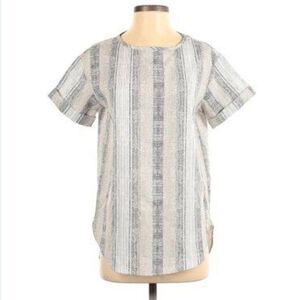 NWOT Stylive Womens Short Sleeve top - Size L